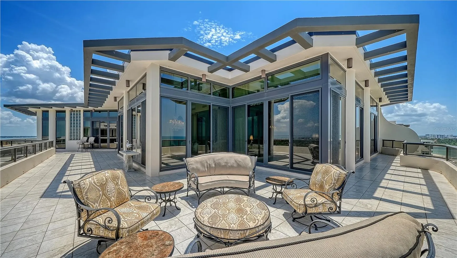415 L Ambiance Drive Longboat Key FL 34228