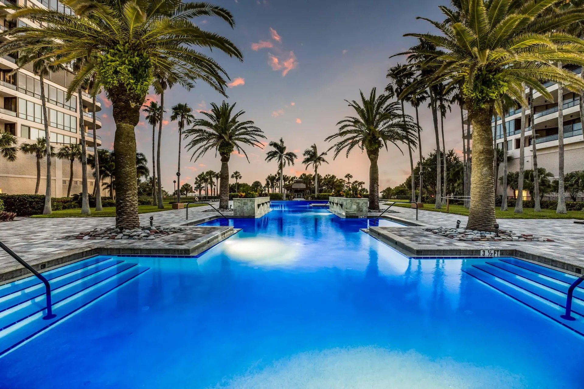 415 L Ambiance Drive Longboat Key FL 34228