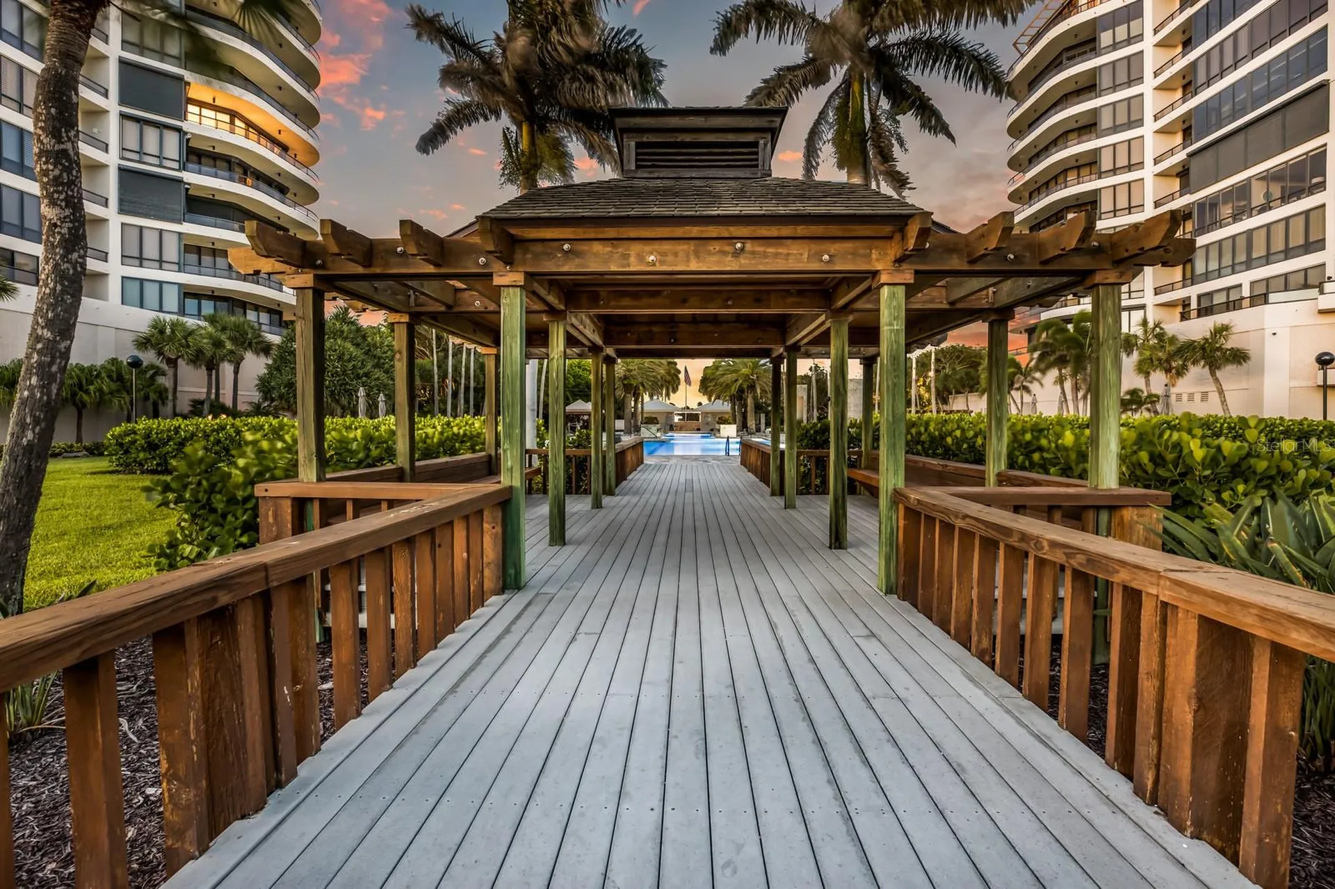 415 L Ambiance Drive Longboat Key FL 34228