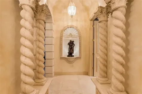 415 L Ambiance Drive Longboat Key FL 34228