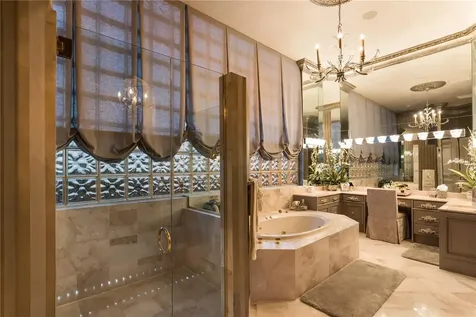 415 L Ambiance Drive Longboat Key FL 34228