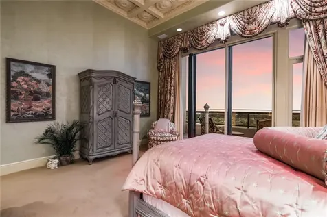 415 L Ambiance Drive Longboat Key FL 34228