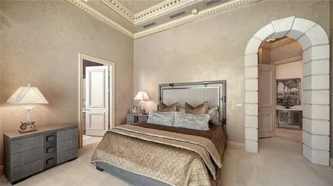 415 L Ambiance Drive Longboat Key FL 34228