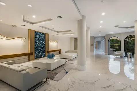 415 L Ambiance Drive Longboat Key FL 34228