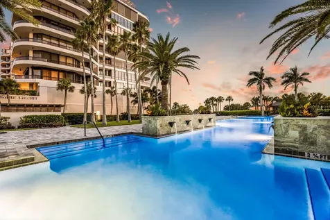 415 L Ambiance Drive Longboat Key FL 34228