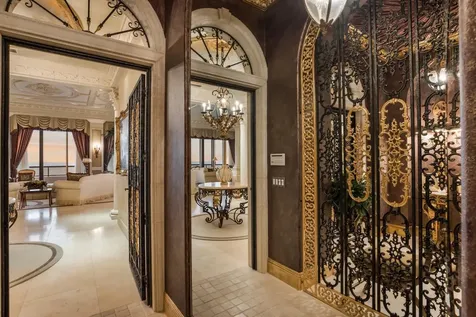 415 L Ambiance Drive Longboat Key FL 34228