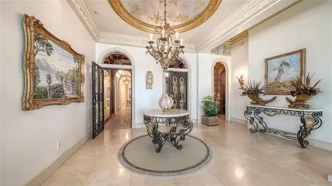 415 L Ambiance Drive Longboat Key FL 34228