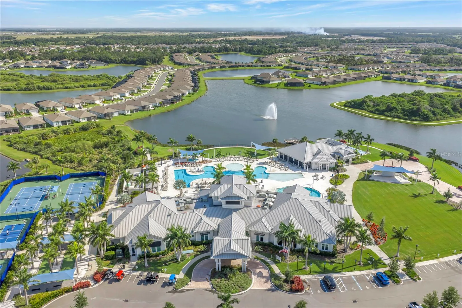 9442 Ballaster Pointe Parrish FL 34219