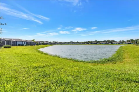 9442 Ballaster Pointe Parrish FL 34219
