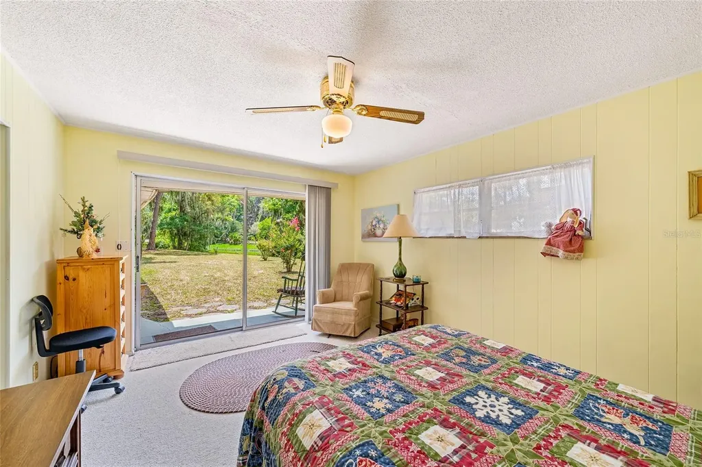 2345 Cr 453 Lake Panasoffkee FL 33538