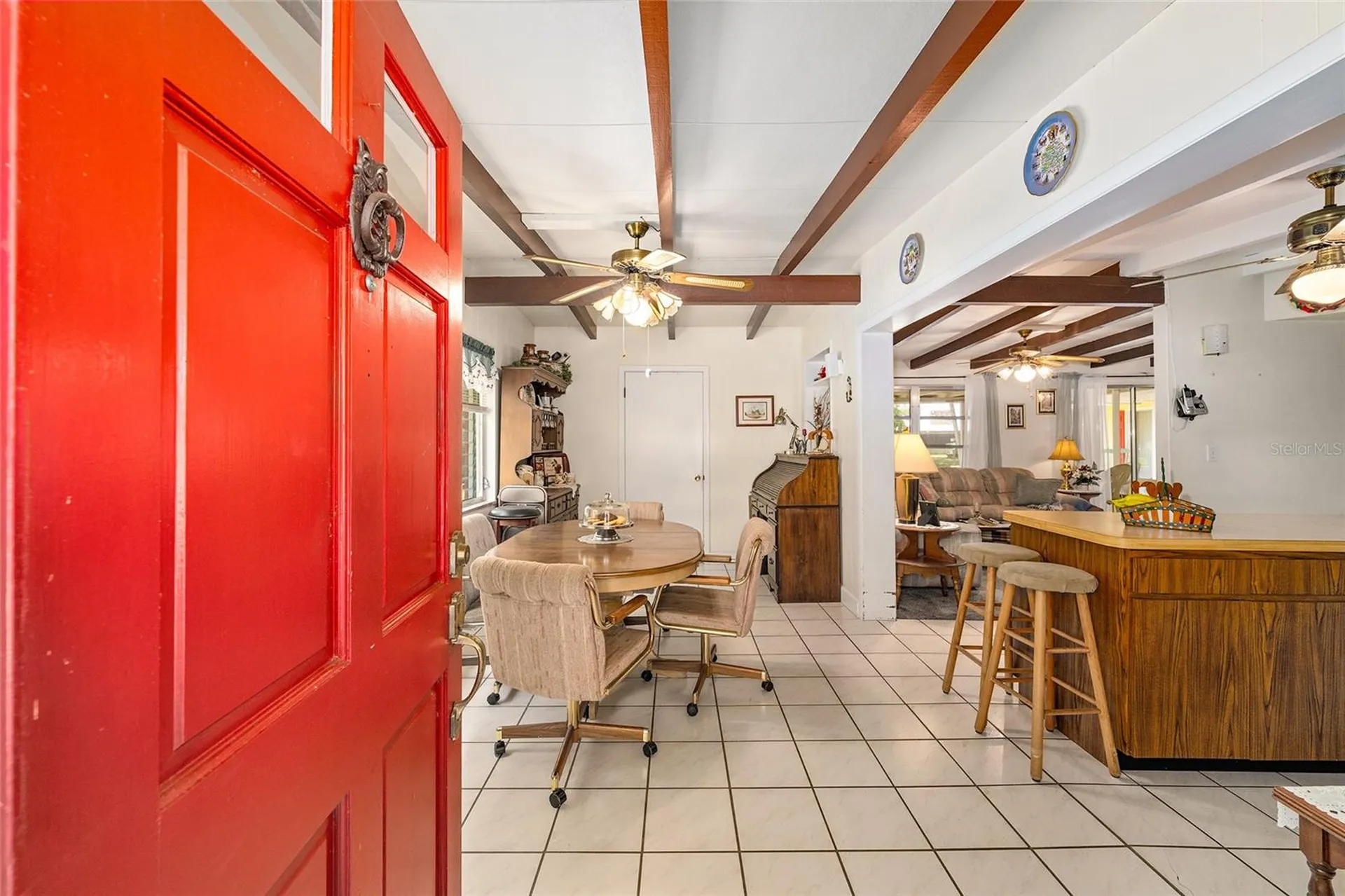 2345 Cr 453 Lake Panasoffkee FL 33538