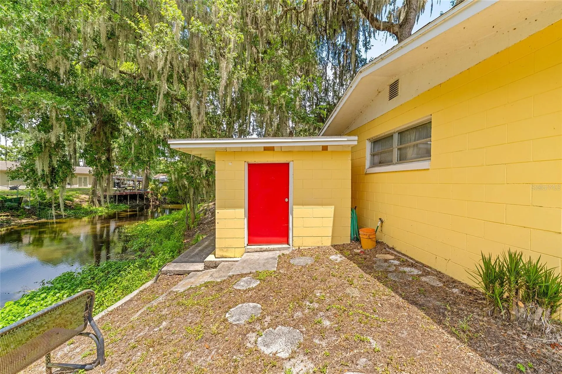 2345 Cr 453 Lake Panasoffkee FL 33538