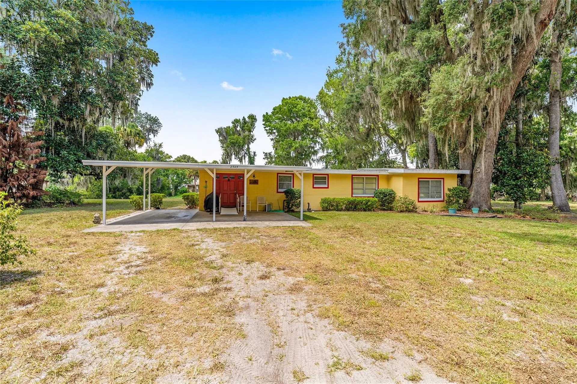 2345 Cr 453 Lake Panasoffkee FL 33538