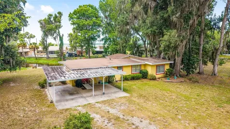 2345 Cr 453 Lake Panasoffkee FL 33538