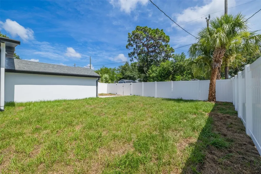 3544 4th Avenue N St Petersburg FL 33713