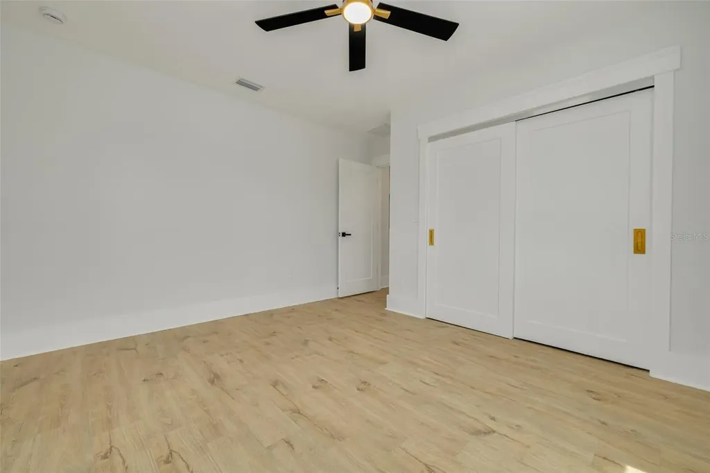 3544 4th Avenue N St Petersburg FL 33713