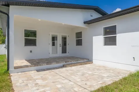 3544 4th Avenue N St Petersburg FL 33713