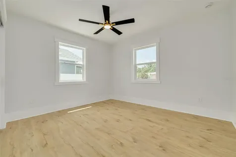 3544 4th Avenue N St Petersburg FL 33713
