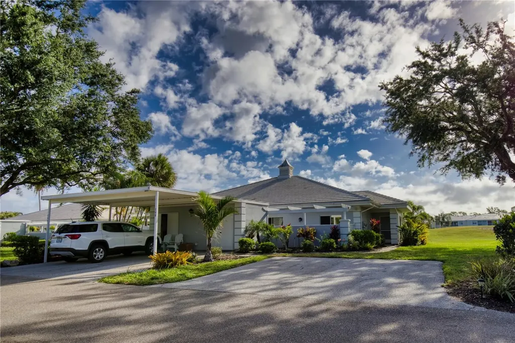 208 Cerromar Way S Venice FL 34293