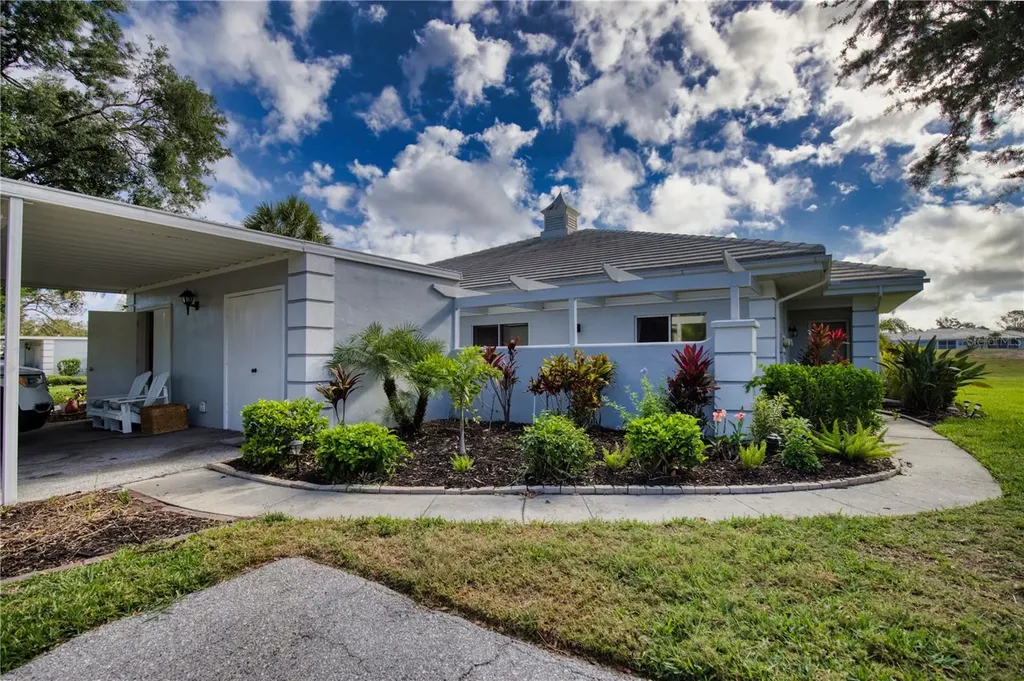 208 Cerromar Way S Venice FL 34293