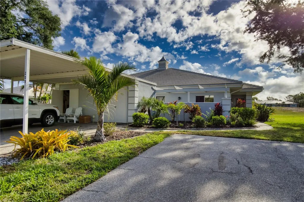 208 Cerromar Way S Venice FL 34293