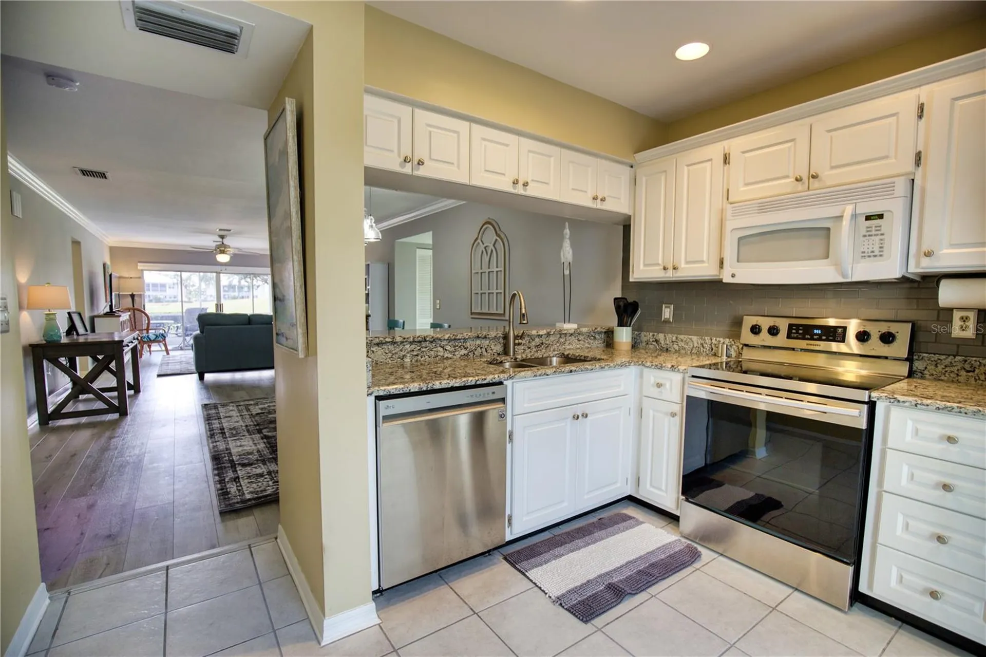 208 Cerromar Way S Venice FL 34293