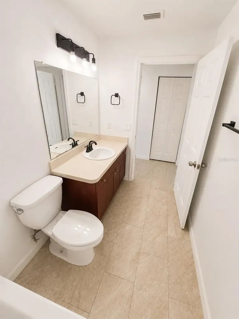3019-3019 Walnut Court Leesburg FL 34748