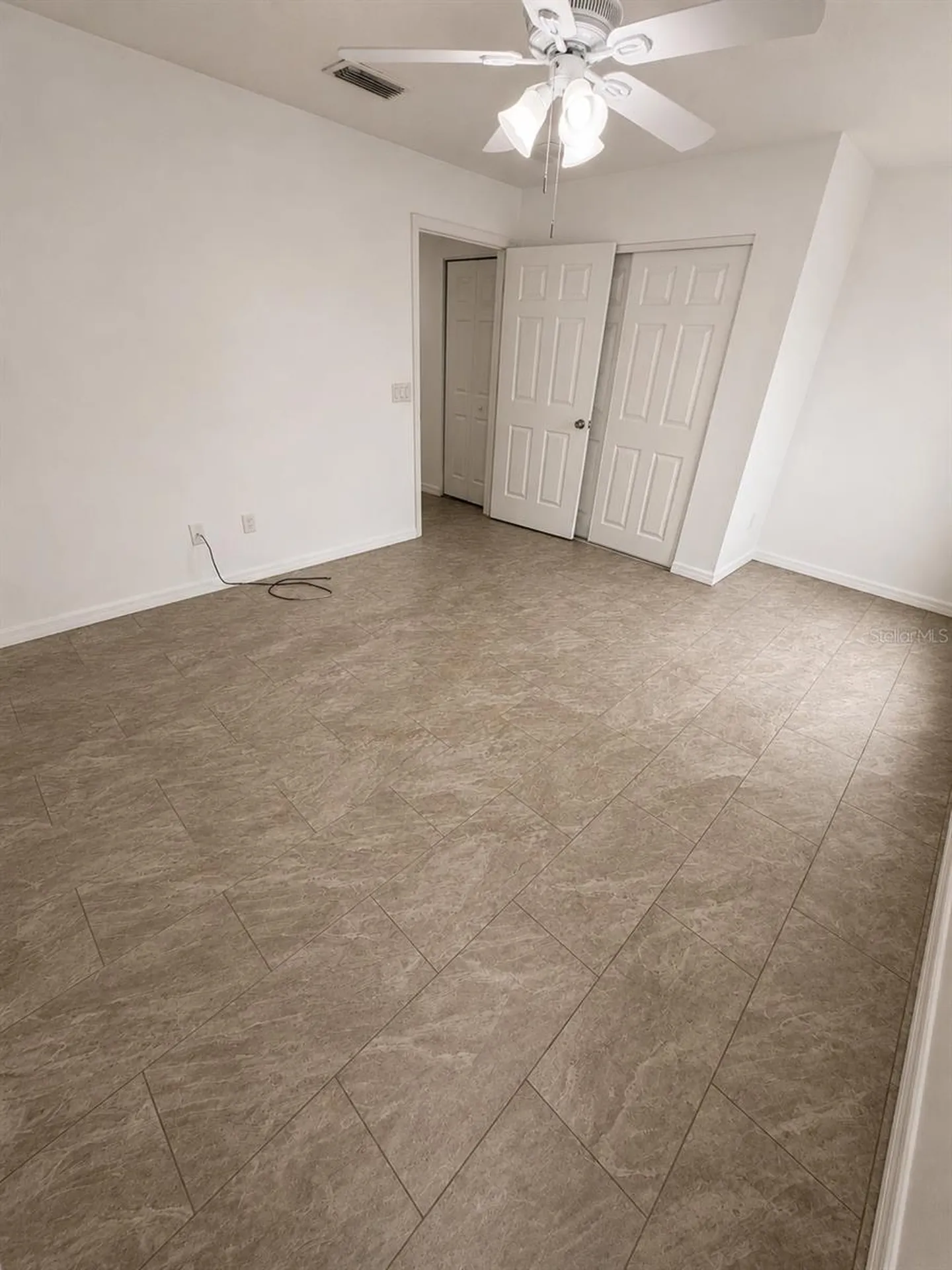 3019-3019 Walnut Court Leesburg FL 34748