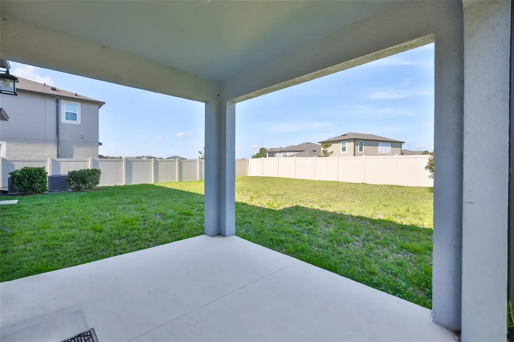 2927 Marine Grass Drive Wimauma FL 33598