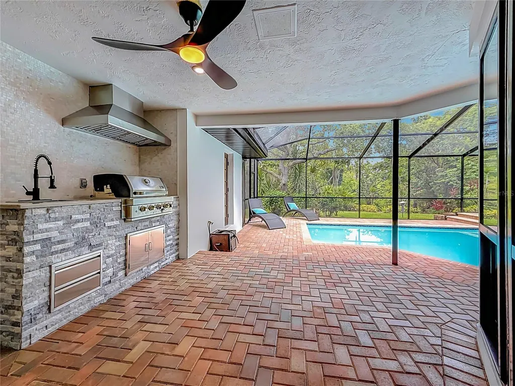 1494 Sturbridge Court Dunedin FL 34698