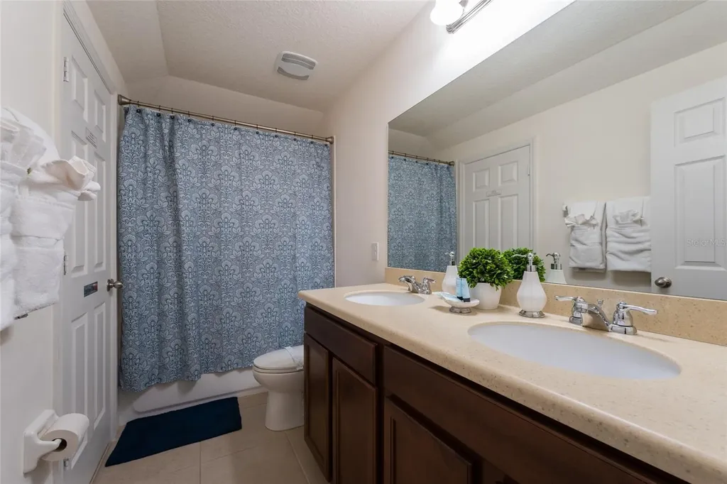 1355 Yorkshire Court Davenport FL 33896