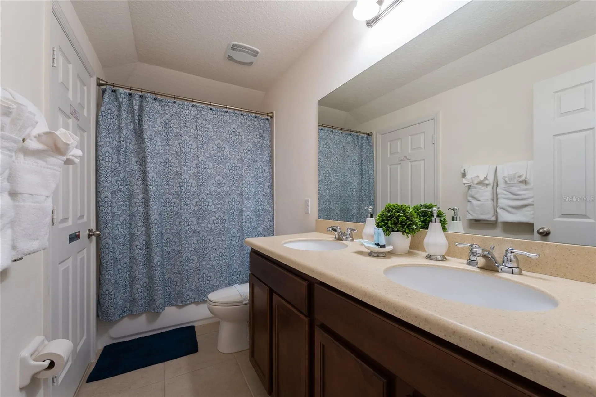 1355 Yorkshire Court Davenport FL 33896