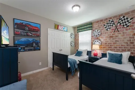 1355 Yorkshire Court Davenport FL 33896