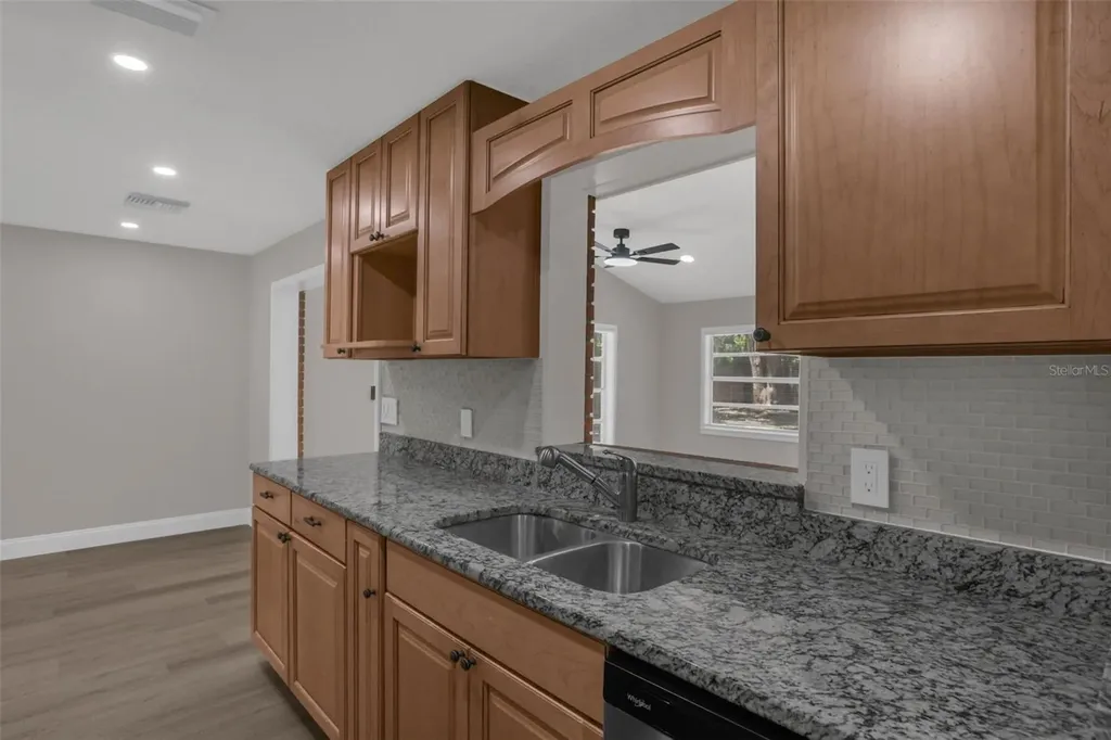 518 Lavon Drive Altamonte Springs FL 32701