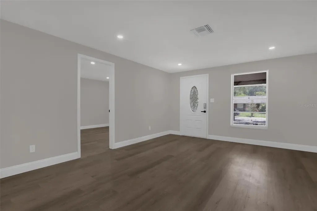 518 Lavon Drive Altamonte Springs FL 32701