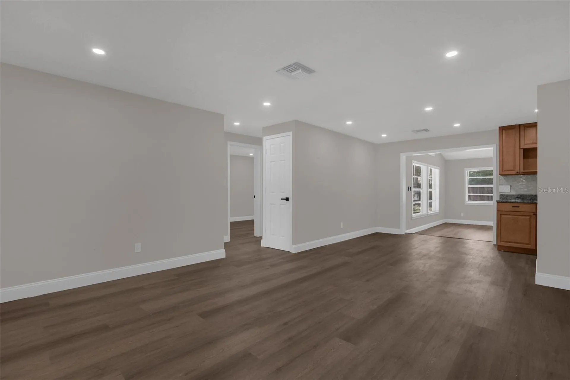 518 Lavon Drive Altamonte Springs FL 32701