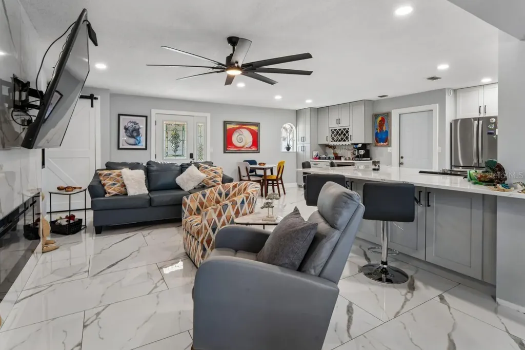 6245 Warren Avenue New Port Richey FL 34653