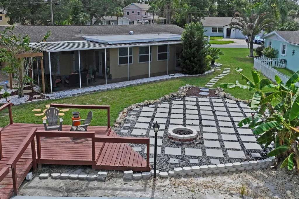 6245 Warren Avenue New Port Richey FL 34653