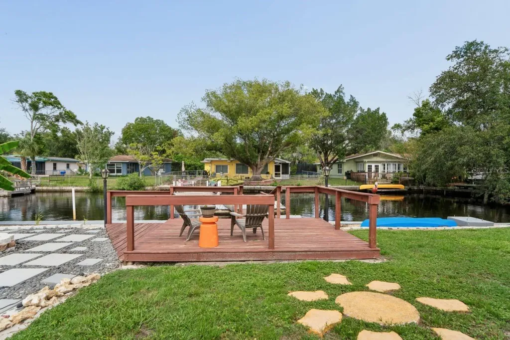 6245 Warren Avenue New Port Richey FL 34653