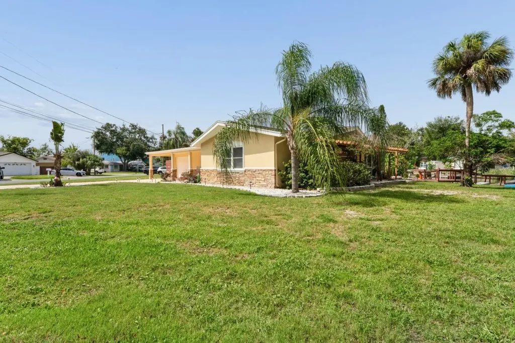 6245 Warren Avenue New Port Richey FL 34653