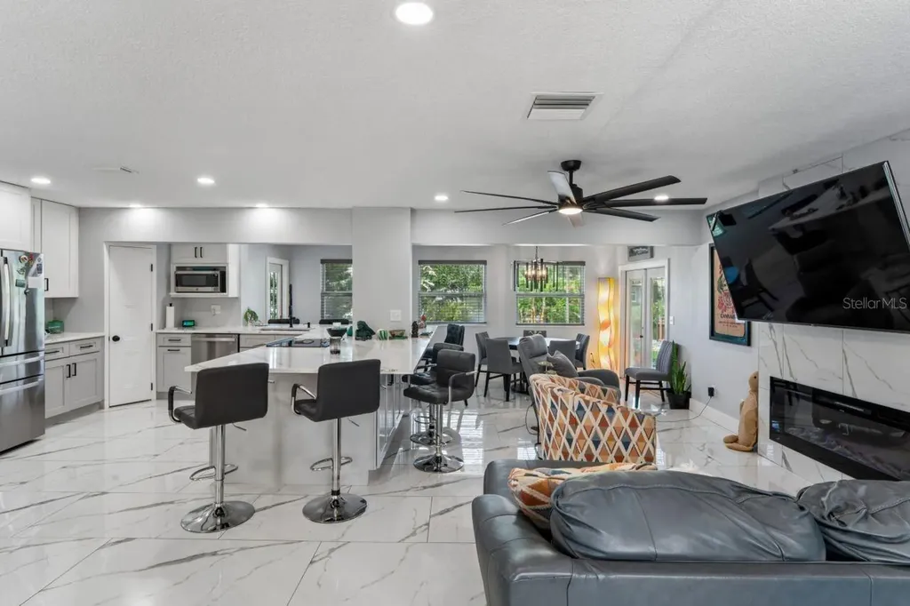 6245 Warren Avenue New Port Richey FL 34653