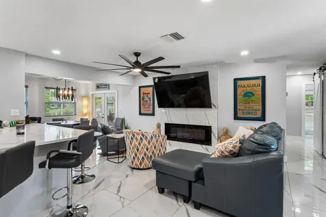 6245 Warren Avenue New Port Richey FL 34653