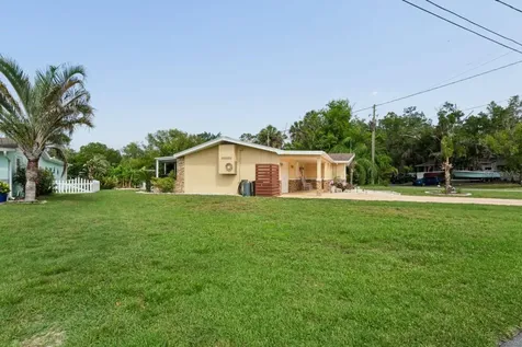 6245 Warren Avenue New Port Richey FL 34653