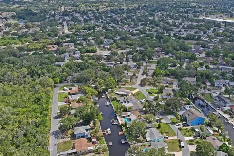 6245 Warren Avenue New Port Richey FL 34653