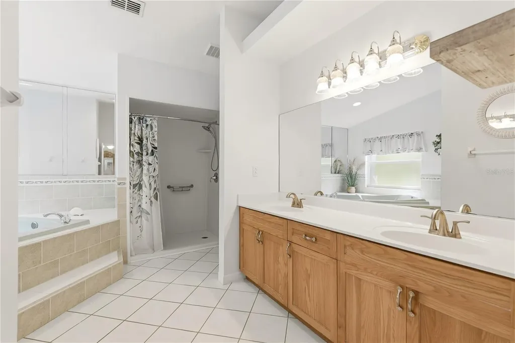 19113 Quinlan Street Orlando FL 32833