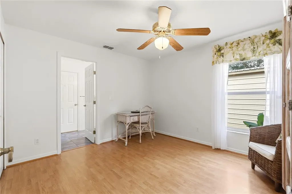19113 Quinlan Street Orlando FL 32833