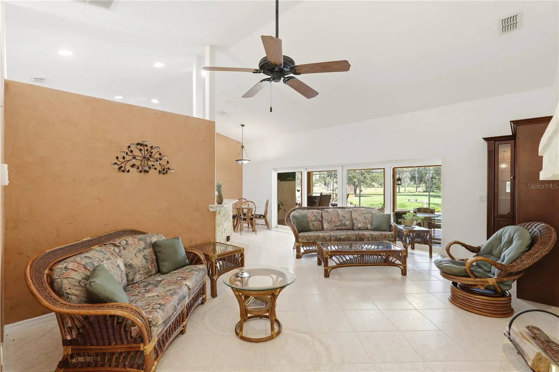 19113 Quinlan Street Orlando FL 32833