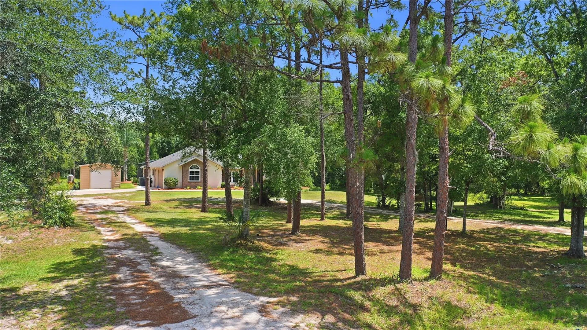 19113 Quinlan Street Orlando FL 32833