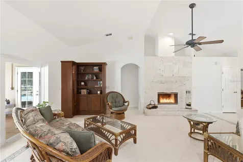 19113 Quinlan Street Orlando FL 32833