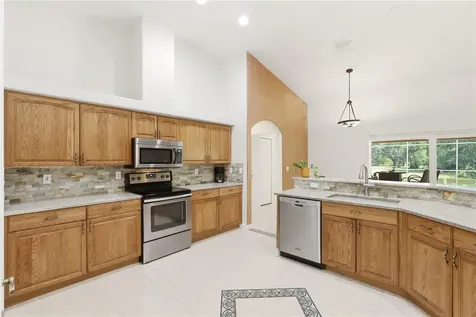 19113 Quinlan Street Orlando FL 32833